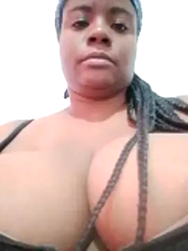 Snapshot of bigtitssxx chatting on November 2025 07:27:02 PM bigtitssxx online show from November 2025 07:27:02 PM