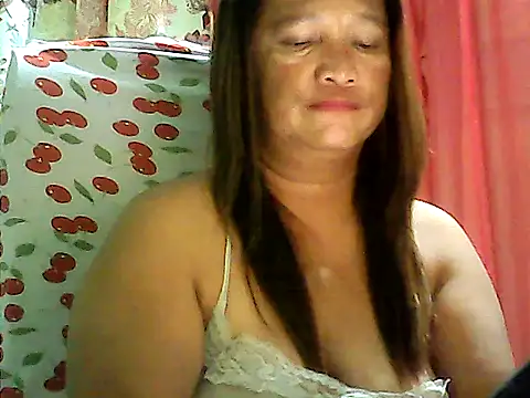 hott scarlett online show from April 2026 12:30:01 PM