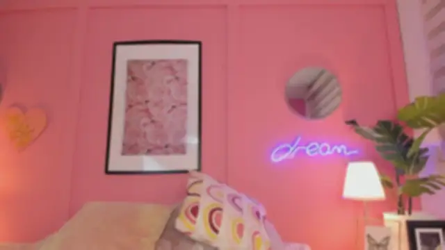 Snapshot of SoySaraa chatting on March 2025 05:05:02 AM SoySaraa online show from March 2025 05:05:02 AM