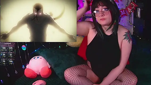 Snapshot of evamila chatting on November 2025 12:31:02 PM evamila online show from November 2025 12:31:02 PM