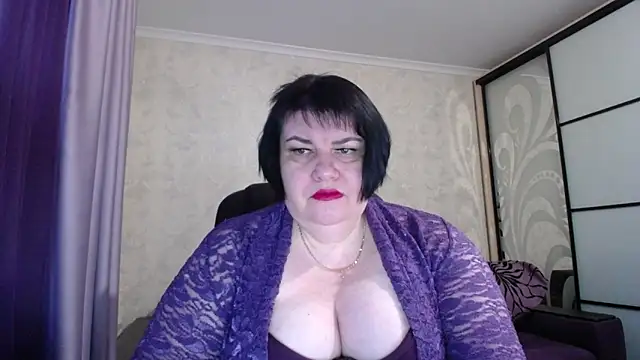 JuicyLady Di online show from December 2025 05:58:02 AM