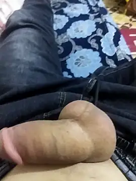 Snapshot of K-27 chatting on February 2026 12:51:02 AM K-27 online show from February 2026 12:51:02 AM