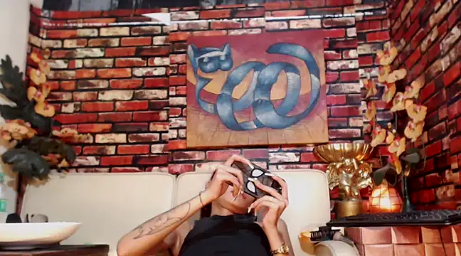 Snapshot of juicyCOCKeva chatting on February 2025 02:58:01 AM juicyCOCKeva online show from February 2025 02:58:01 AM