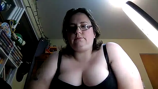 Snapshot of newfieocean chatting on March 2025 07:32:02 AM newfieocean online show from March 2025 07:32:02 AM