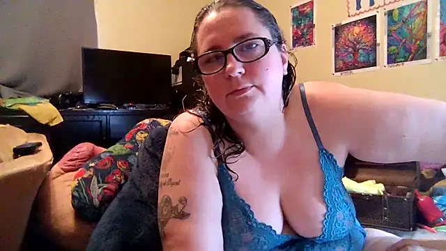 Snapshot of newfieocean chatting on October 2025 05:14:01 PM newfieocean online show from October 2025 05:14:01 PM