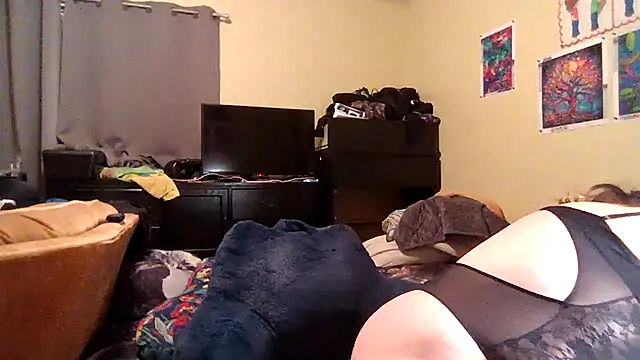 Snapshot of newfieocean chatting on November 2025 03:49:02 AM newfieocean online show from November 2025 03:49:02 AM