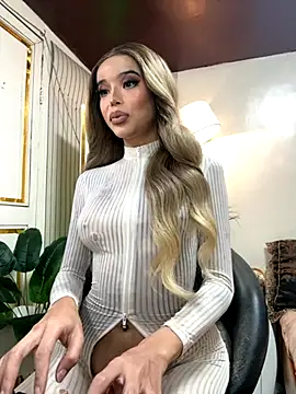 Elizabeth Arden online show from November 2025 01:52:01 AM