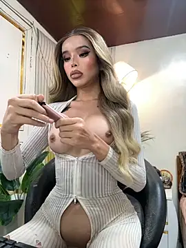 Elizabeth Arden online show from November 2025 02:12:01 AM