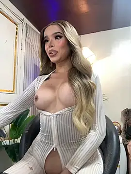 Elizabeth Arden online show from November 2025 03:39:02 AM