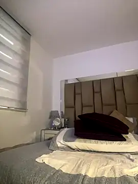 Snapshot of Amber_Parker chatting on December 2025 01:42:01 PM Amber Parker online show from December 2025 01:42:01 PM