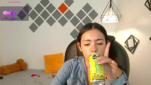 Ivy Gail online show from December 2024 05:43:01 AM