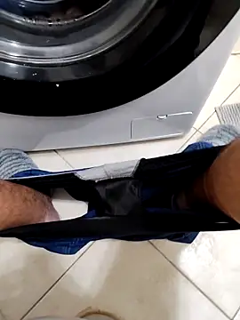 Snapshot of alex899927 chatting on October 2025 11:39:01 PM alex899927 online show from October 2025 11:39:01 PM