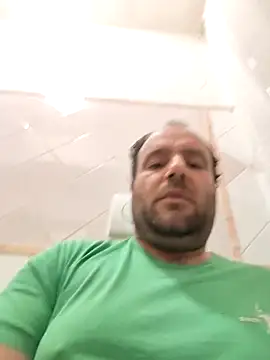 Snapshot of alex899927 chatting on April 2026 02:22:02 PM alex899927 online show from April 2026 02:22:02 PM