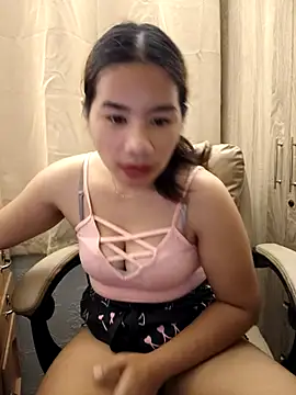 Snapshot of Kissy07 chatting on February 2025 12:27:02 AM Kissy07 online show from February 2025 12:27:02 AM