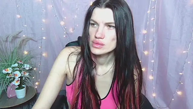 MilaLoona online show from April 2026 06:03:01 AM