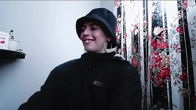 Snapshot of Cocain_Atenea chatting on November 2025 07:30:02 PM Cocain Atenea online show from November 2025 07:30:02 PM