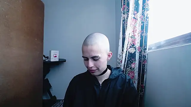 Snapshot of Cocain_Atenea chatting on November 2025 07:13:01 PM Cocain Atenea online show from November 2025 07:13:01 PM