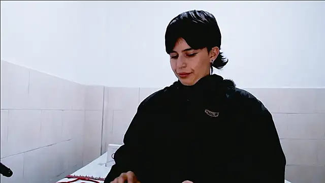 Snapshot of Cocain_Atenea chatting on June 2026 02:33:02 AM Cocain Atenea online show from June 2026 02:33:02 AM