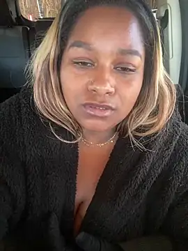 Snapshot of BigFineSelena chatting on December 2025 03:08:01 PM BigFineSelena online show from December 2025 03:08:01 PM