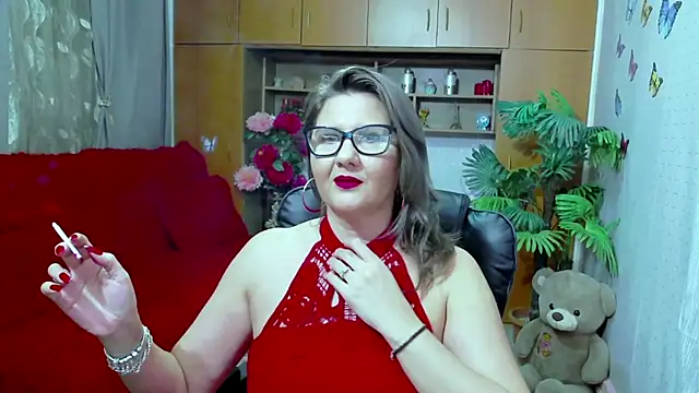 Snapshot of LucilleFenlys chatting on December 2024 10:58:01 PM LucilleFenlys online show from December 2024 10:58:01 PM