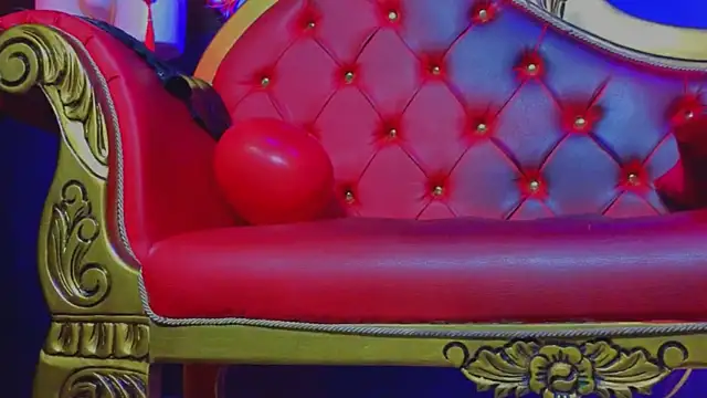 PerlaDivaio online show from February 2025 01:37:01 PM