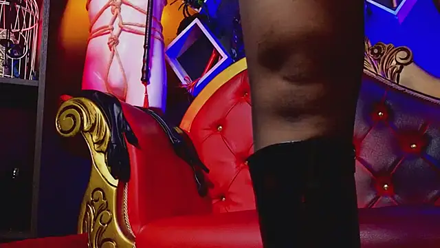 PerlaDivaio online show from February 2025 02:54:02 PM