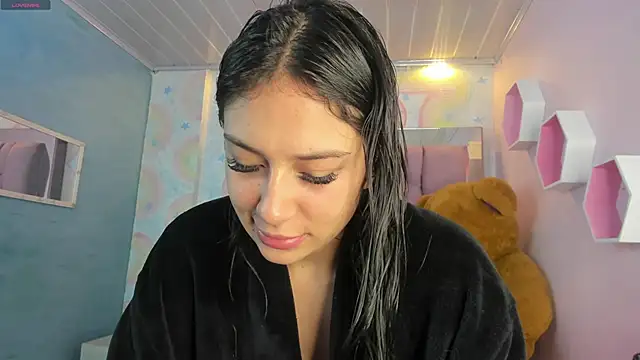 dayra angels online show from December 2024 06:12:02 PM