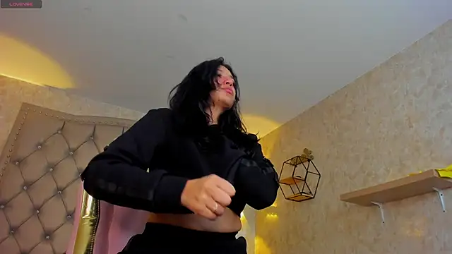 dayra angels online show from March 2025 11:01:02 PM