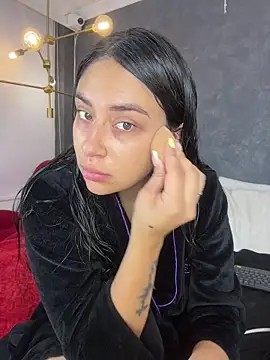 dayra angels online show from May 2026 07:10:02 PM
