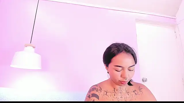miss soffi  online show from May 2026 06:26:04 PM