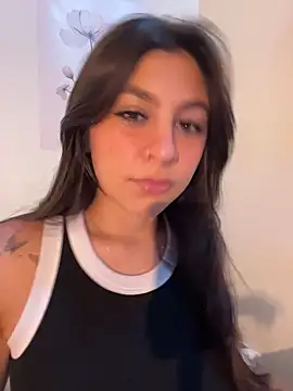 Snapshot of loolla_23 chatting on February 2026 01:59:02 AM loolla 23 online show from February 2026 01:59:02 AM