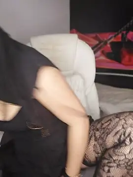 Hana    online show from March 2026 11:52:01 PM