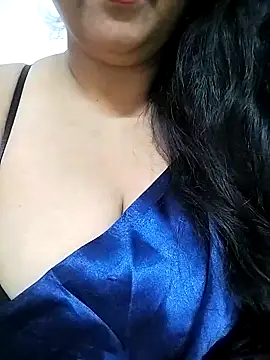 rekhabb123 online show from December 2025 07:53:02 PM