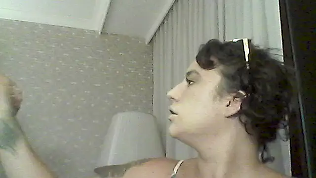 winnie woo online show from July 2026 11:53:02 PM