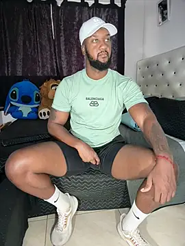 blackdrey18 online show from March 2026 01:06:02 PM