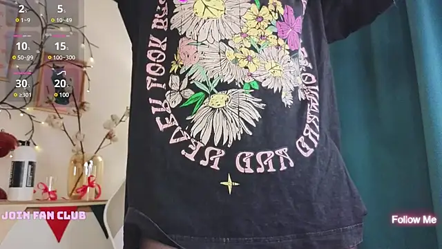 Snapshot of evangel1ne chatting on January 2025 11:59:01 AM evangel1ne online show from January 2025 11:59:01 AM