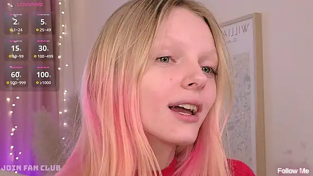 Snapshot of evangel1ne chatting on February 2025 09:53:02 AM evangel1ne online show from February 2025 09:53:02 AM