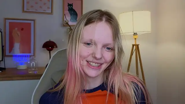 Snapshot of evangel1ne chatting on March 2025 08:39:01 AM evangel1ne online show from March 2025 08:39:01 AM