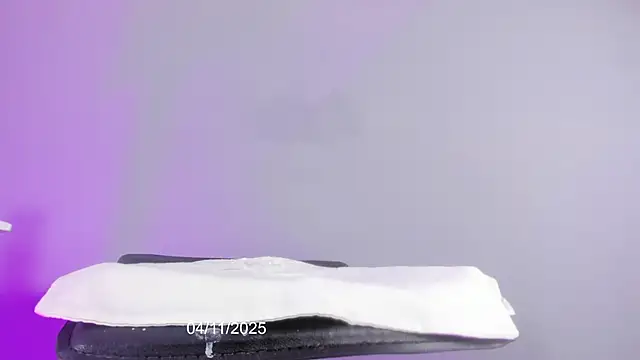 Snapshot of Coral_Princex chatting on November 2025 07:46:02 PM Coral Princex online show from November 2025 07:46:02 PM