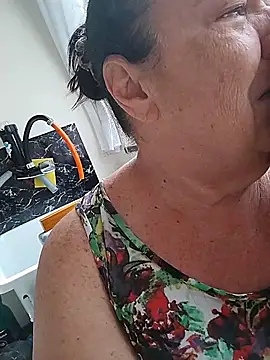 Yaya Mineira online show from February 2026 11:53:02 AM