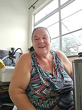 Yaya Mineira online show from March 2026 03:07:02 PM