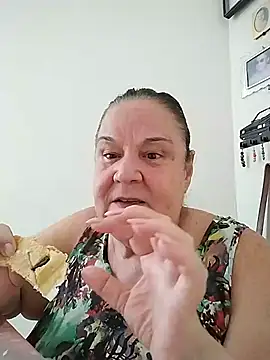 Yaya Mineira online show from April 2026 12:29:02 PM