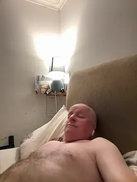 locallad88 online show from September 2025 09:25:02 PM