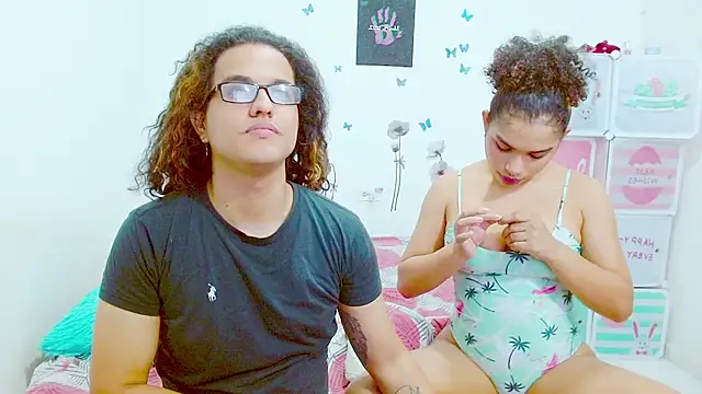 Snapshot of Kami_chigiri21 chatting on December 2024 10:58:01 PM Kami chigiri21 online show from December 2024 10:58:01 PM