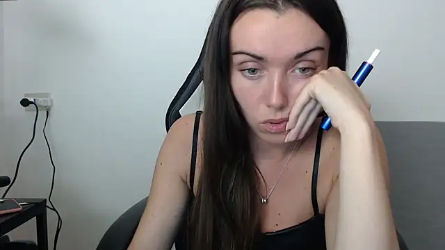 Snapshot of VeronicaZule chatting on September 2025 08:35:02 PM VeronicaZule online show from September 2025 08:35:02 PM