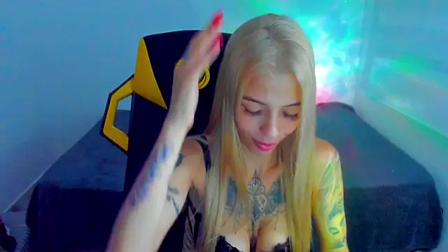 Snapshot of barbiee_05 chatting on February 2026 01:14:01 AM barbiee 05 online show from February 2026 01:14:01 AM