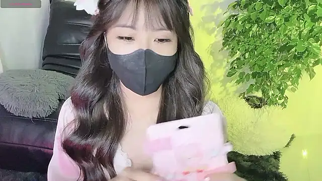 Mya Lee online show from December 2024 04:28:01 PM