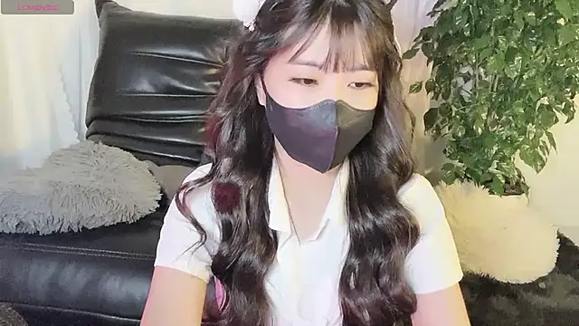 Mya Lee online show from December 2024 04:20:01 PM