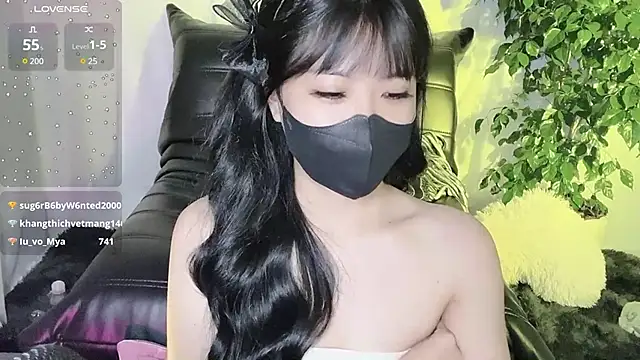 Mya Lee online show from December 2024 07:33:01 PM