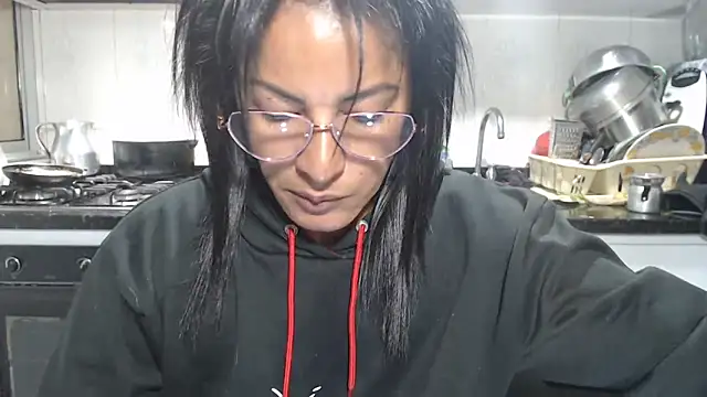 kateleyagrey online show from May 2026 08:25:01 PM